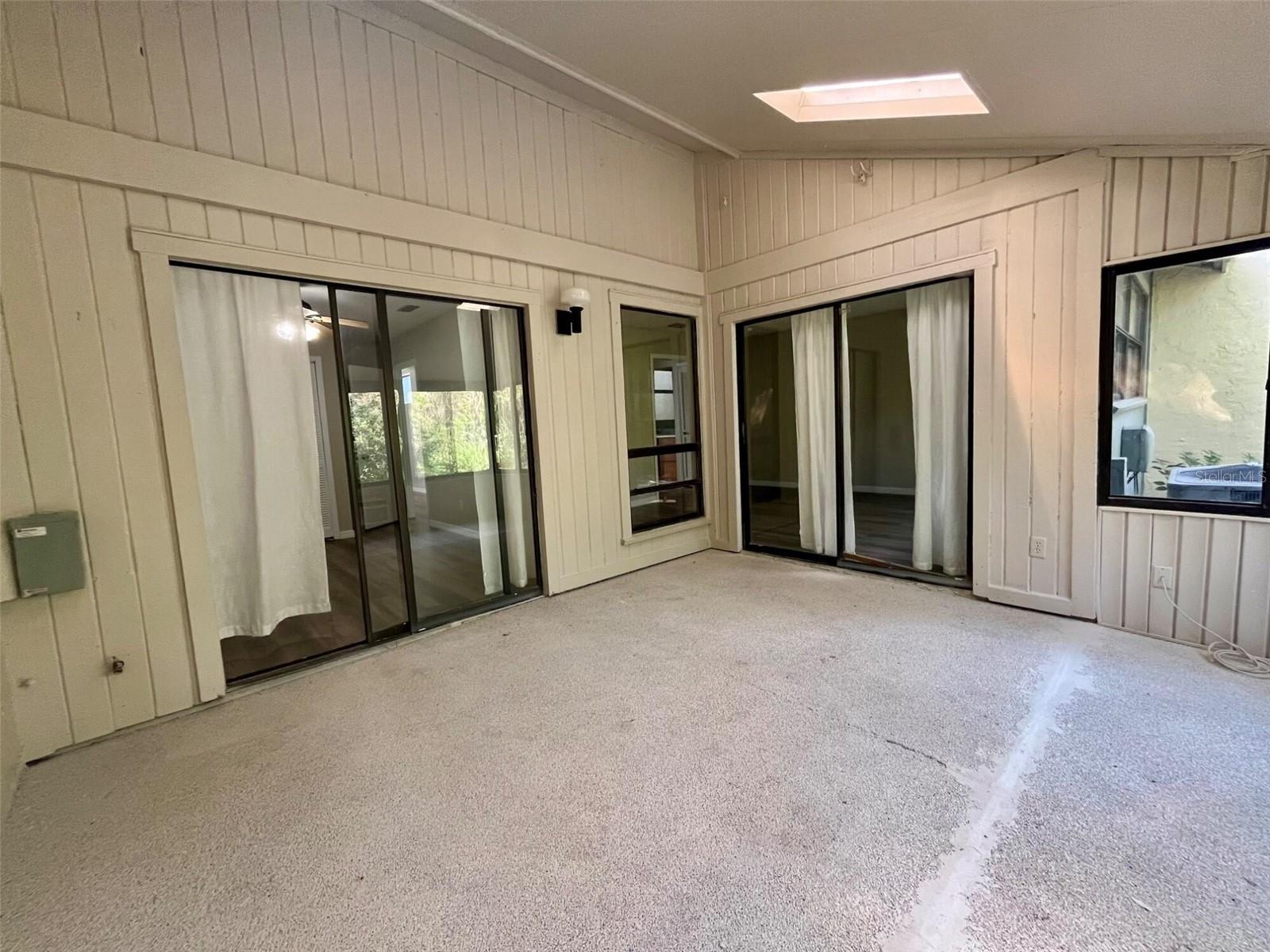 Image 15 of 16 For 6576 Sweetbriar Lane 6576