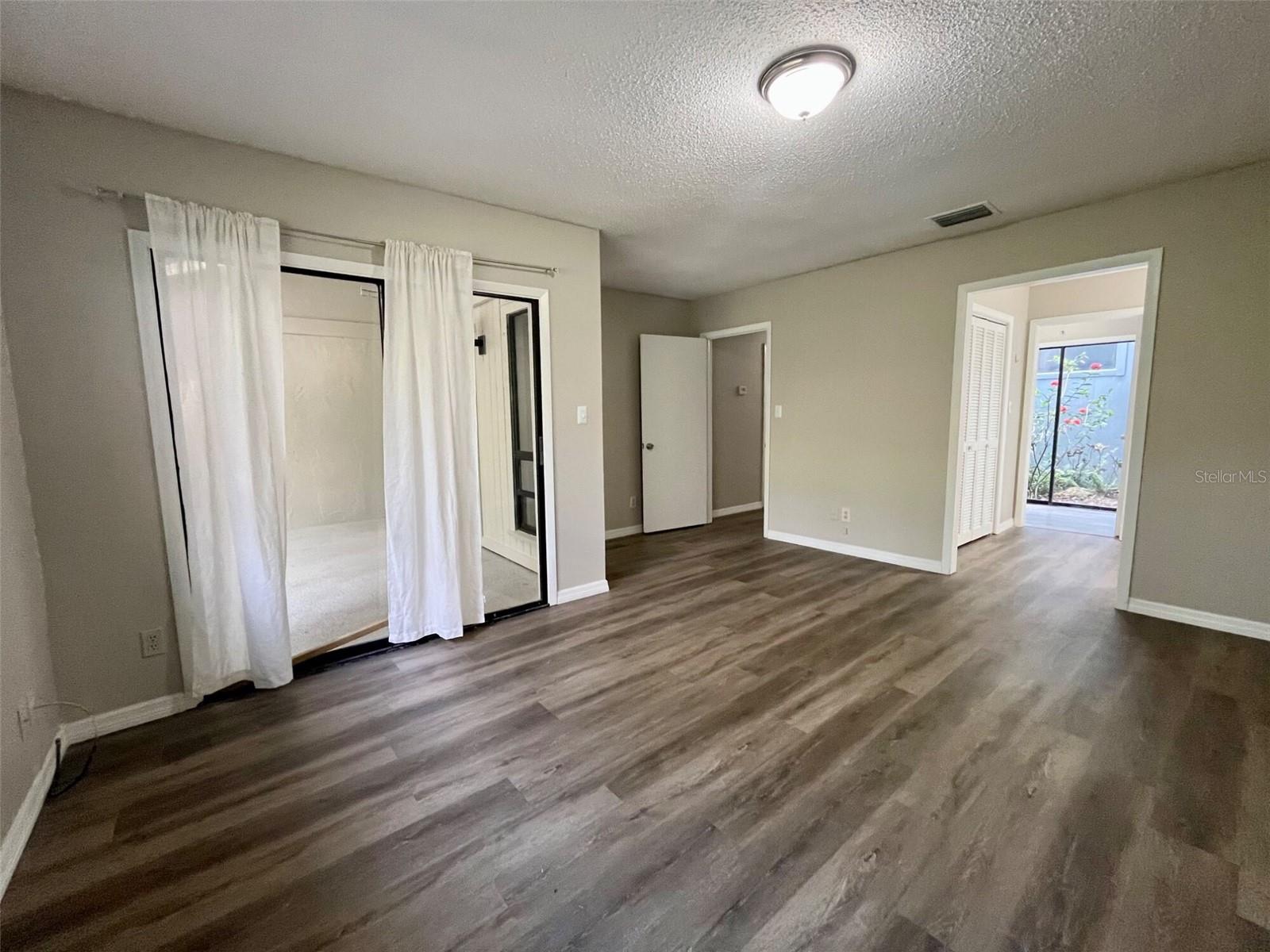Image 8 of 16 For 6576 Sweetbriar Lane 6576