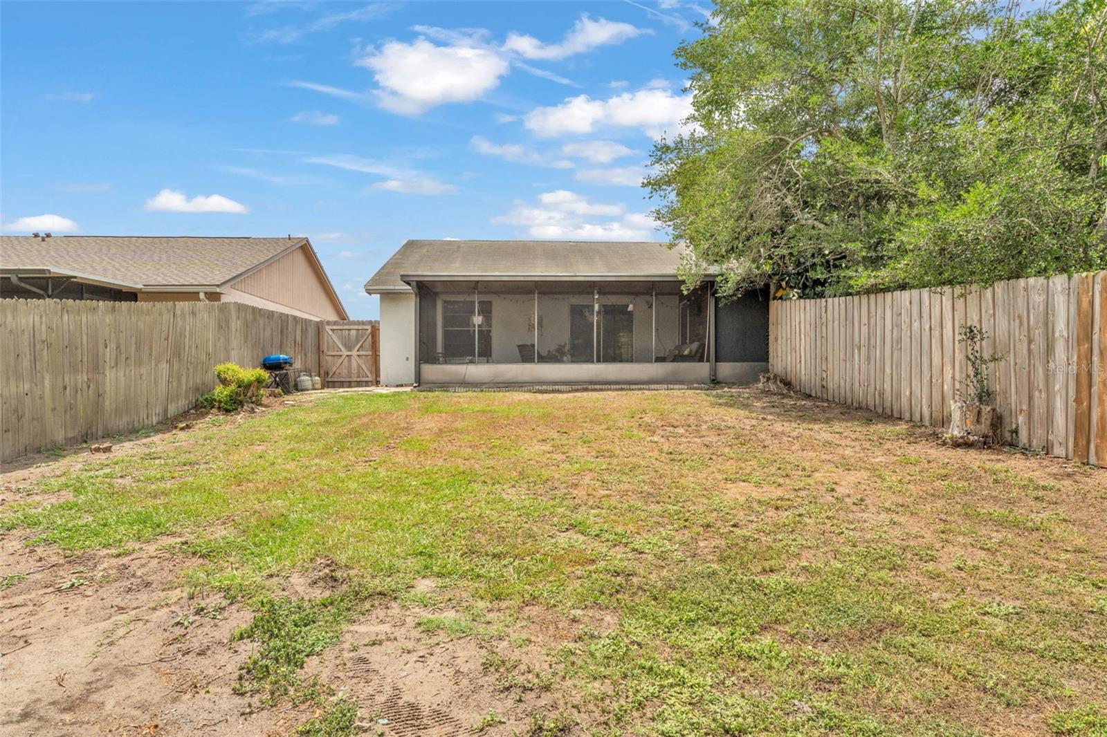 Image 26 of 36 For 2526 Fabry Circle