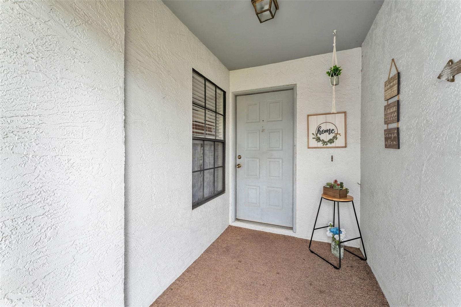 Image 3 of 36 For 2526 Fabry Circle