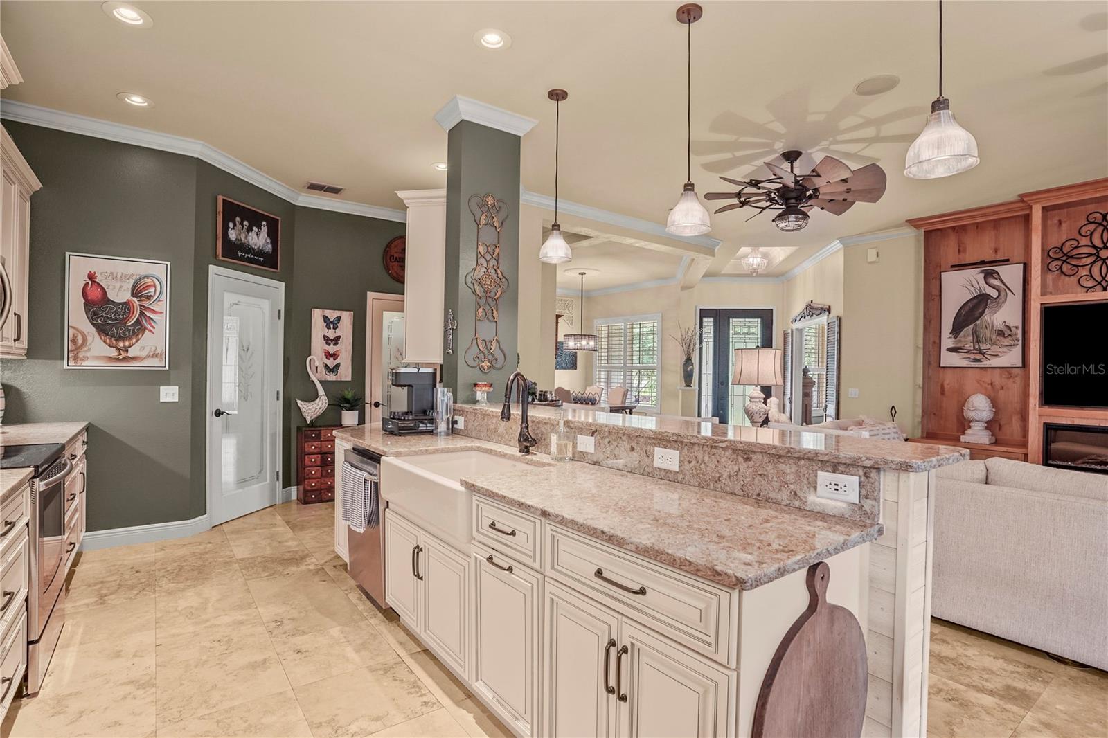 Image 21 of 66 For 2569 Laurel Glen Drive