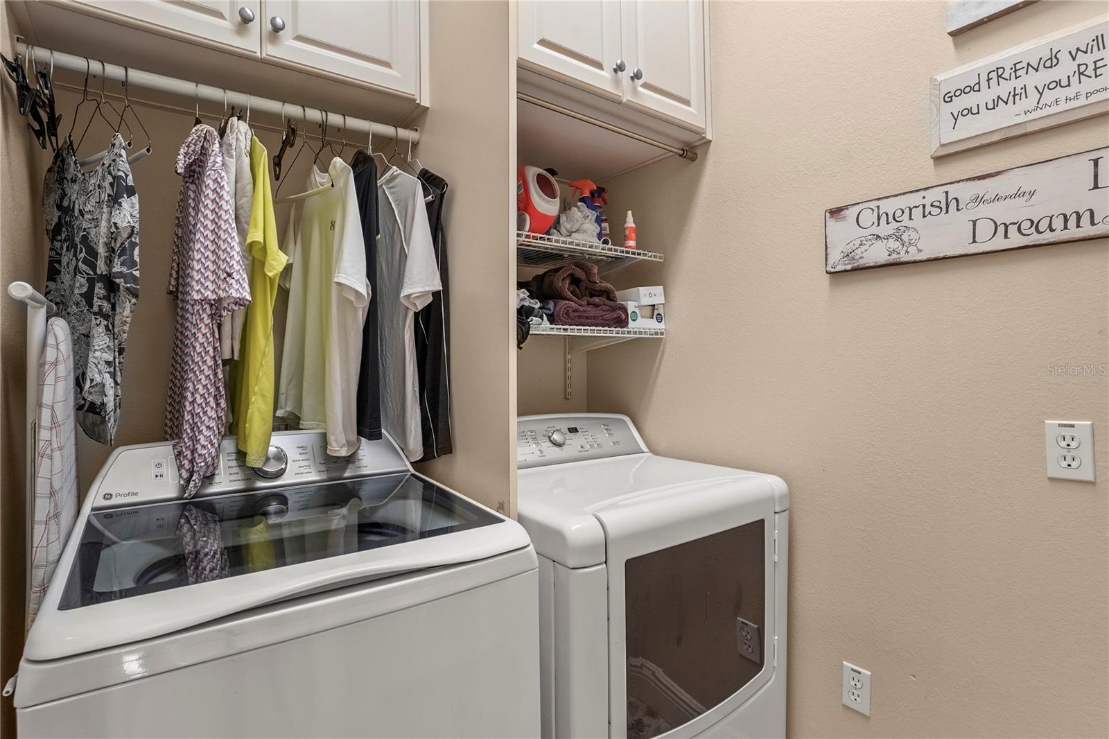 Image 33 of 66 For 2569 Laurel Glen Drive