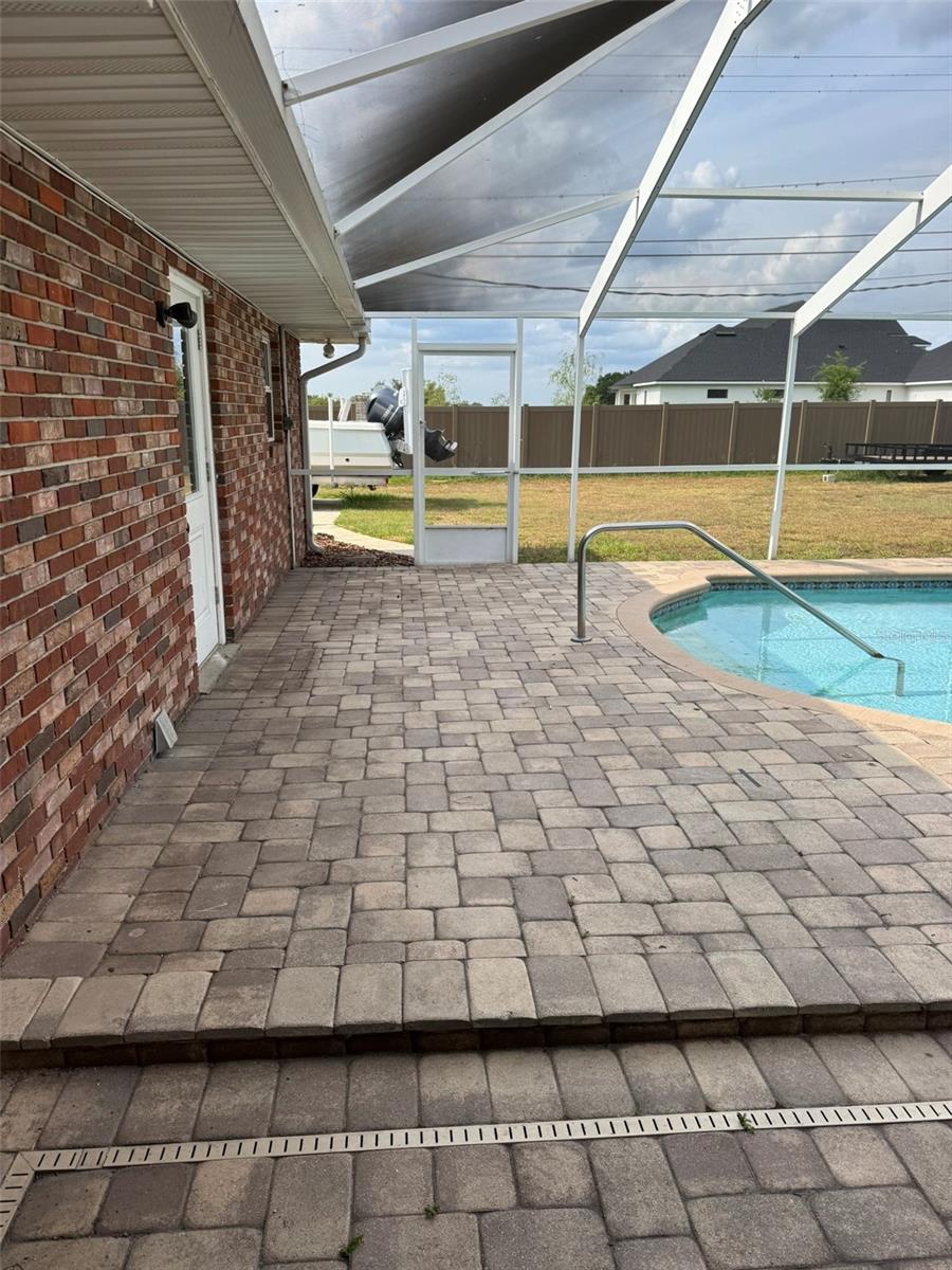 Image 24 of 39 For 5604 Stratford Lane