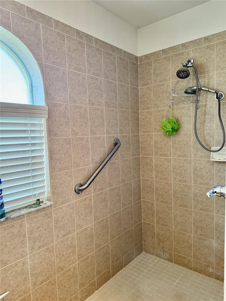 Image 19 of 44 For 3798 Chandler Drive