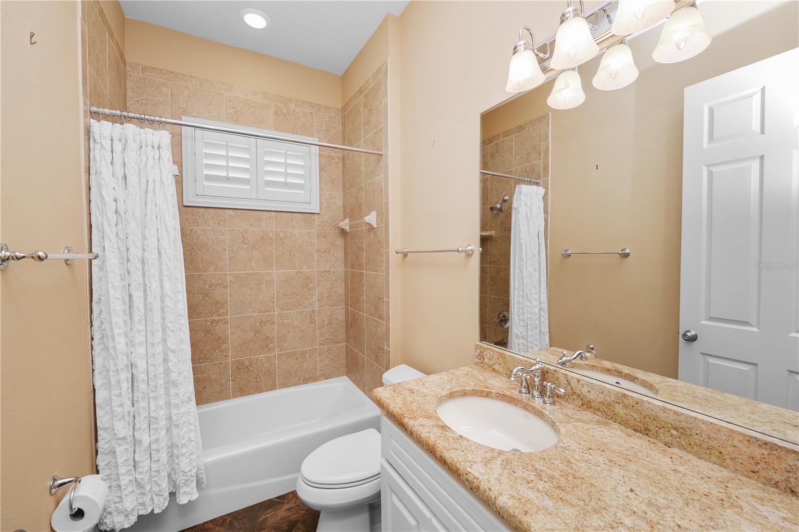 Image 32 of 40 For 1772 Laurel Glen Place