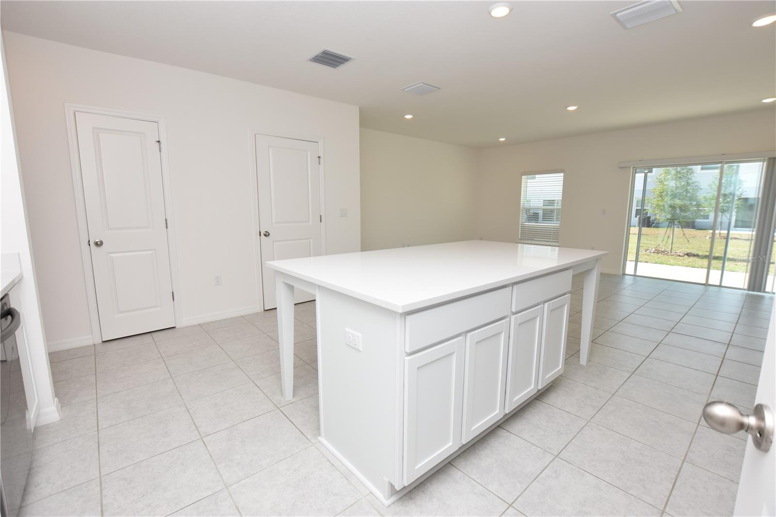 Image 6 of 37 For 3595 Summit View Way