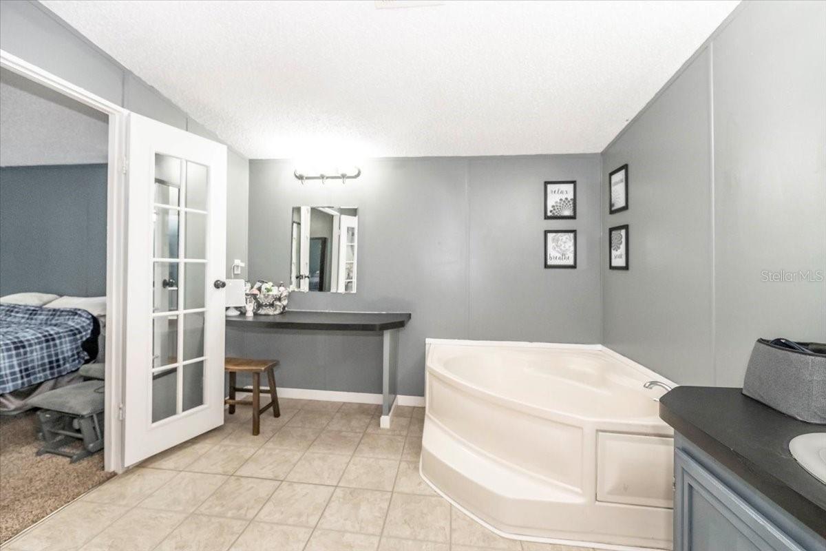 Image 20 of 36 For 5339 Meadow Grove Trail