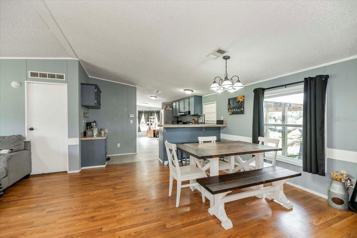 Image 6 of 36 For 5339 Meadow Grove Trail