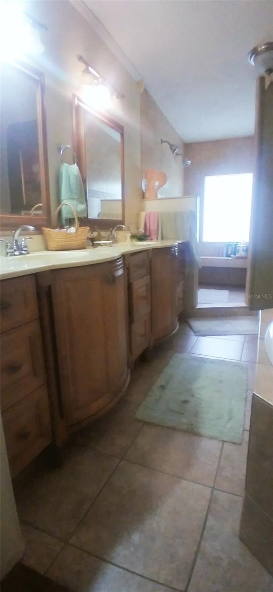 Image 36 of 61 For 4547 Windee Avenue