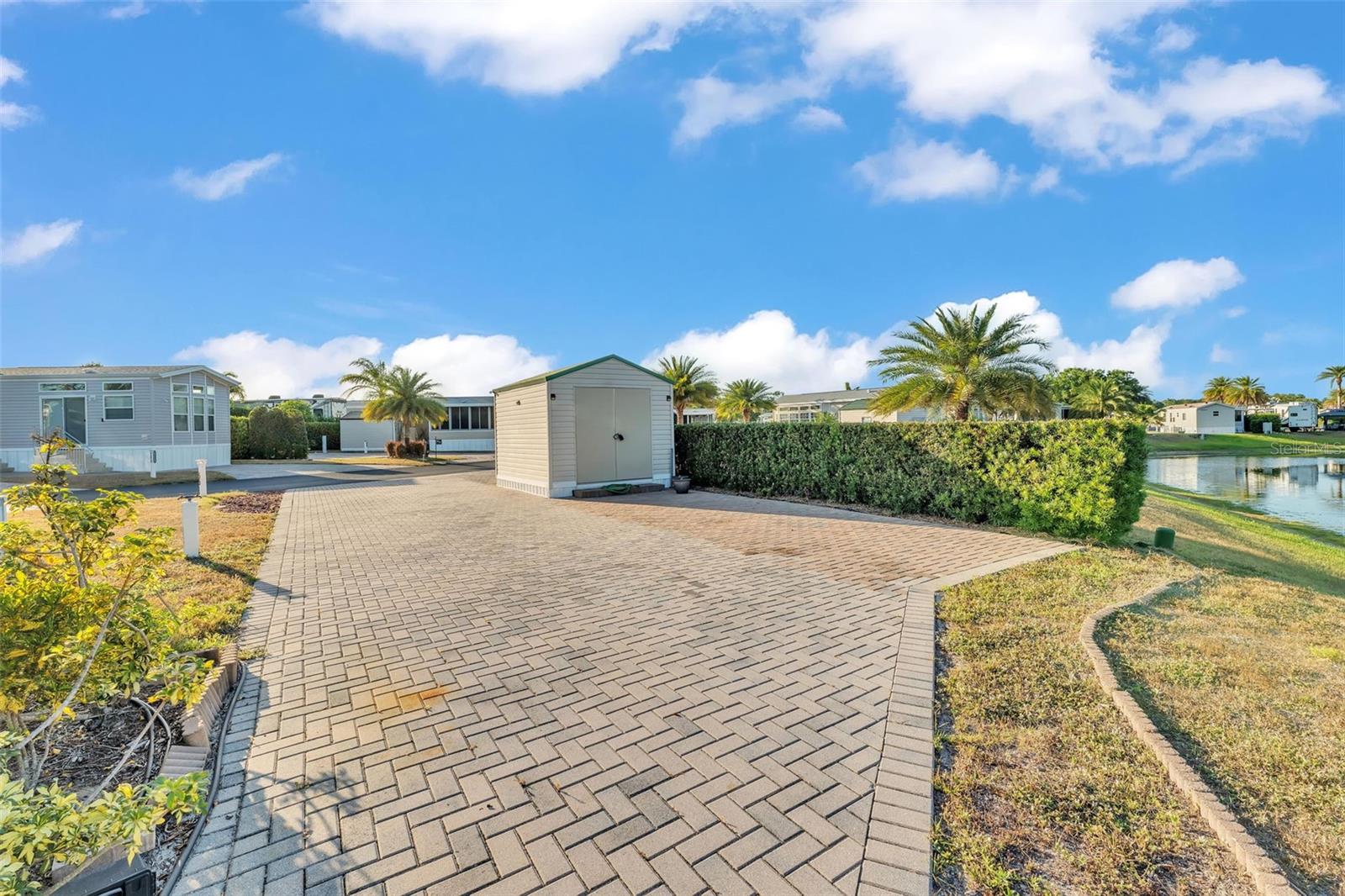 Image 15 of 19 For 16422 Sunshine Avenue