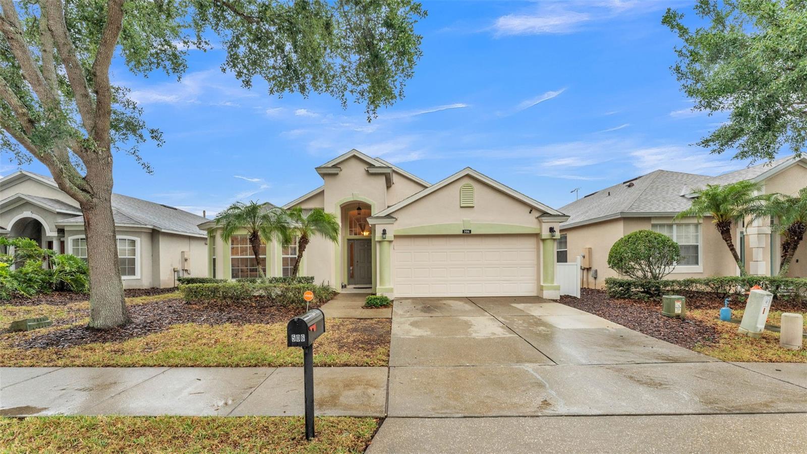 Details for 506 Henley Circle, DAVENPORT, FL 33896