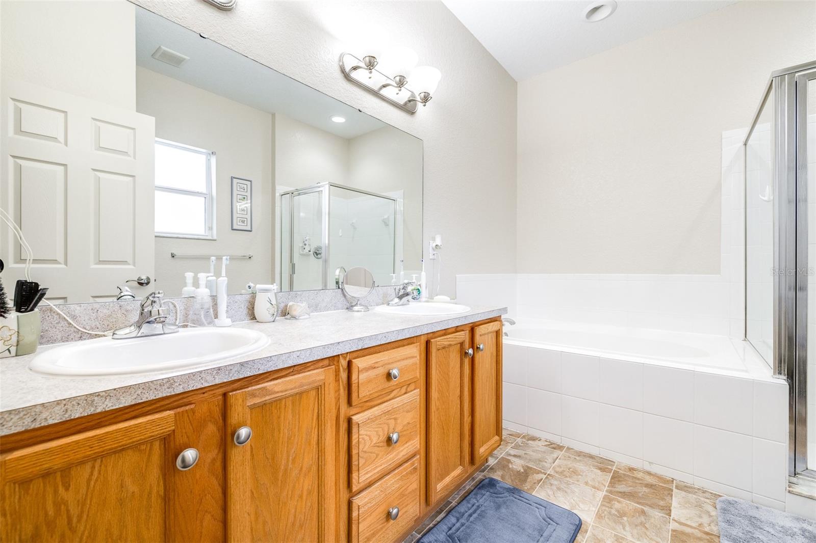 Image 11 of 30 For 3281 Enclave Boulevard