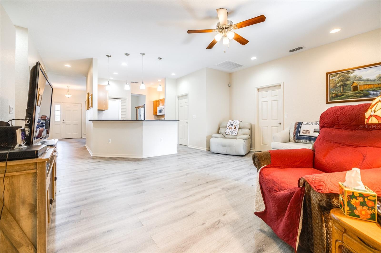 Image 5 of 30 For 3281 Enclave Boulevard