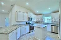 Image 5 of 34 For 1525 Leamington Ln