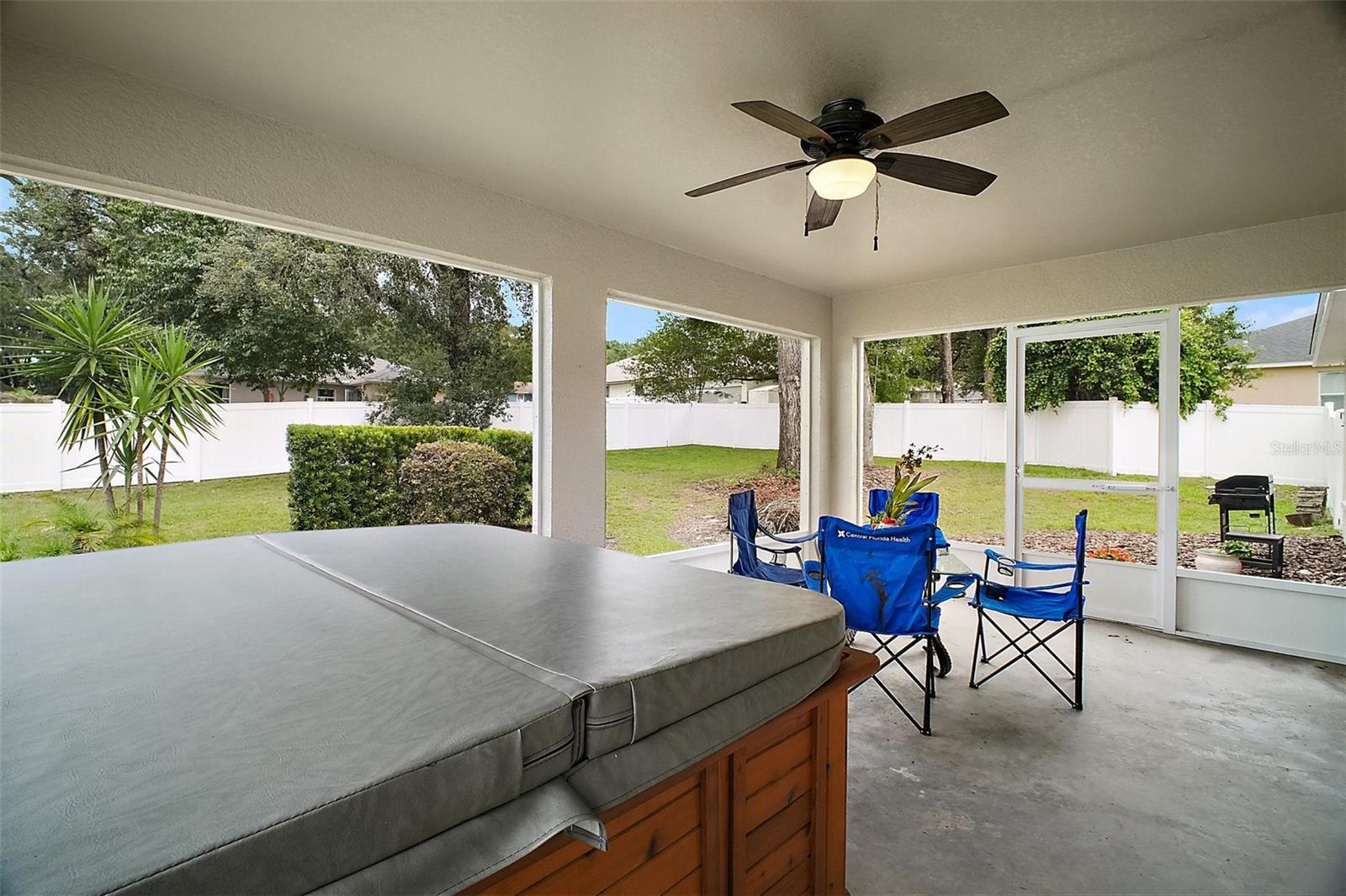 Image 10 of 28 For 305 Woods Landing Drive