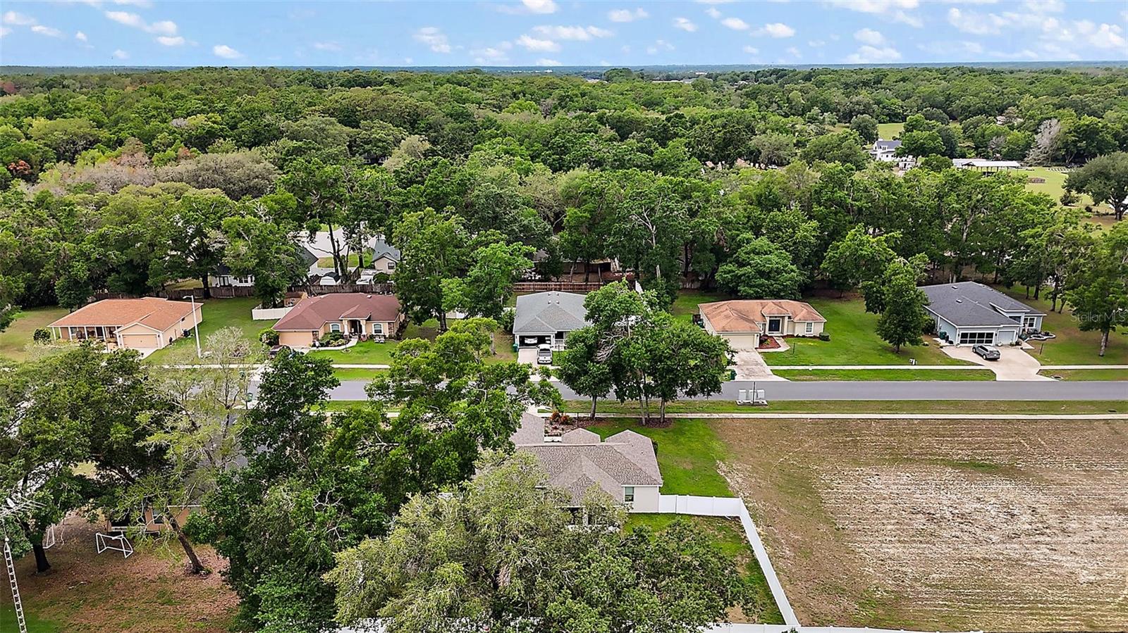 Image 4 of 28 For 305 Woods Landing Drive
