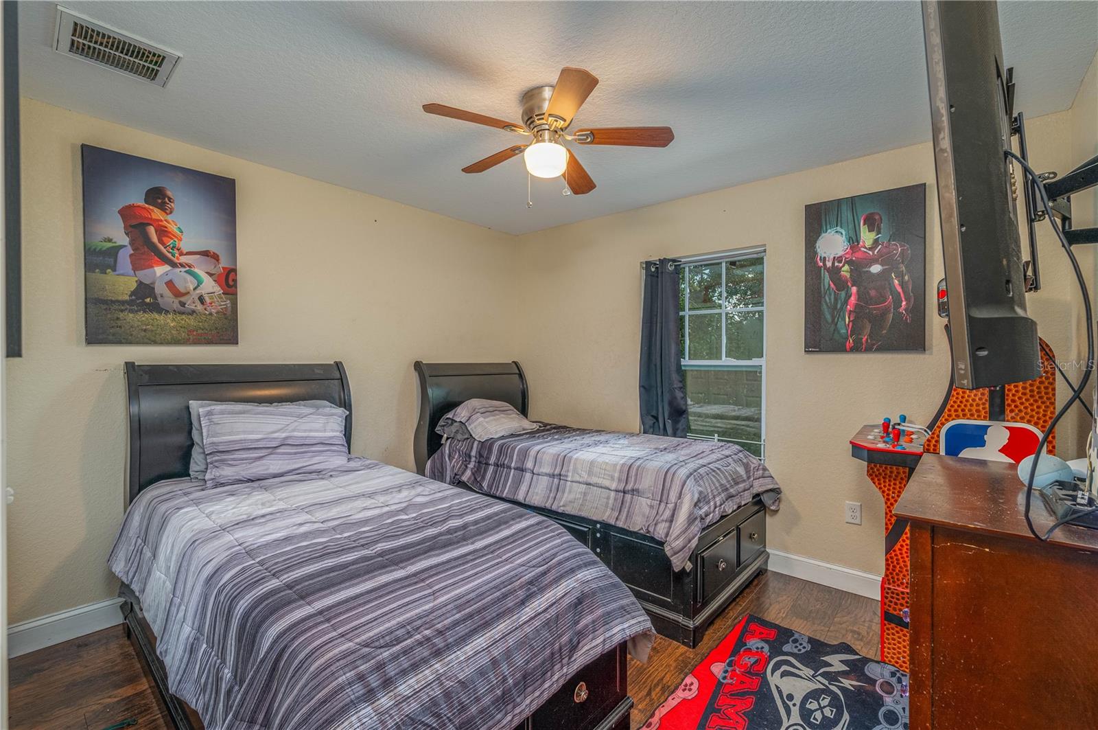 Image 15 of 20 For 1105 Watersedge Drive