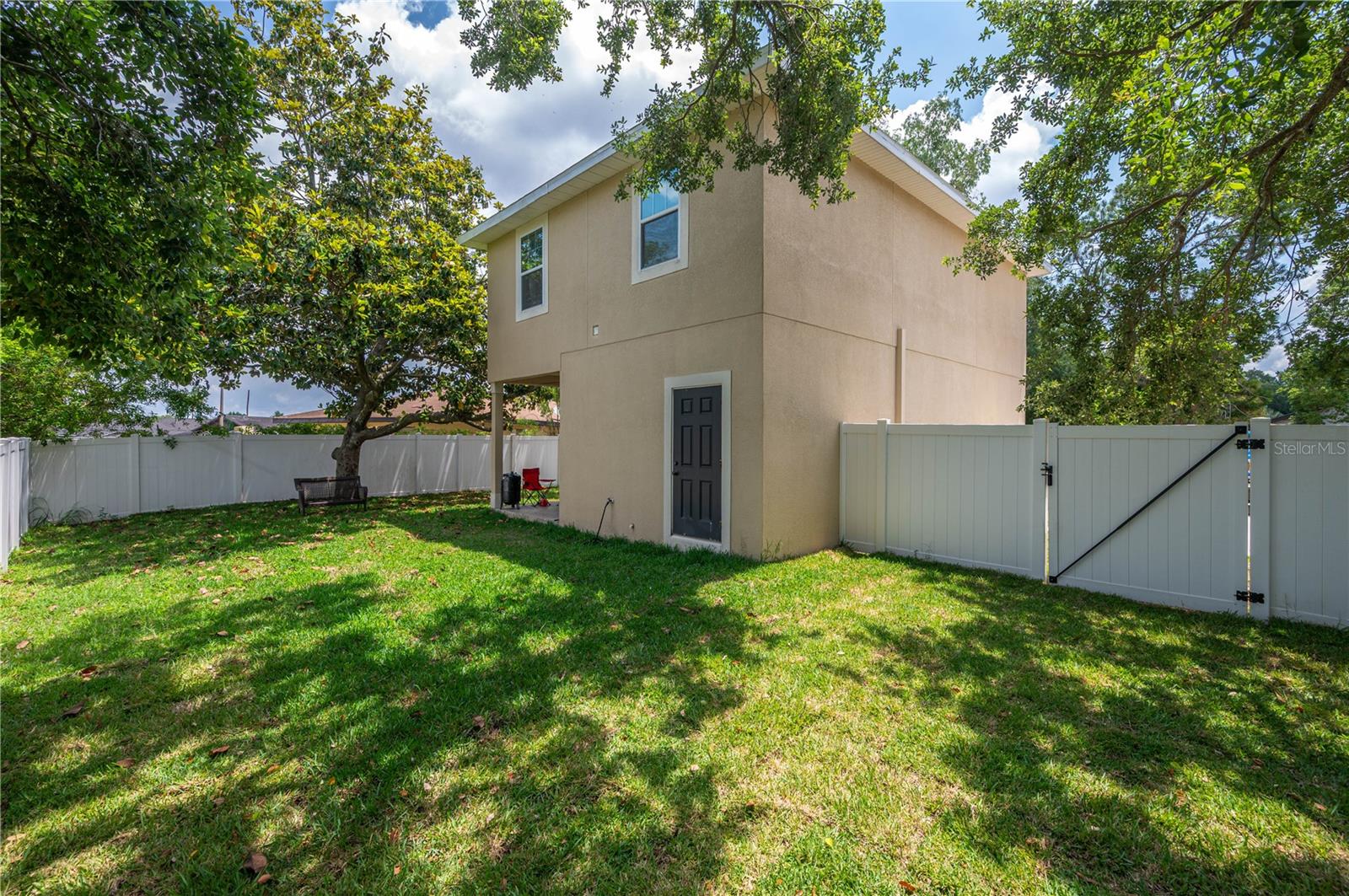 Image 18 of 20 For 1105 Watersedge Drive