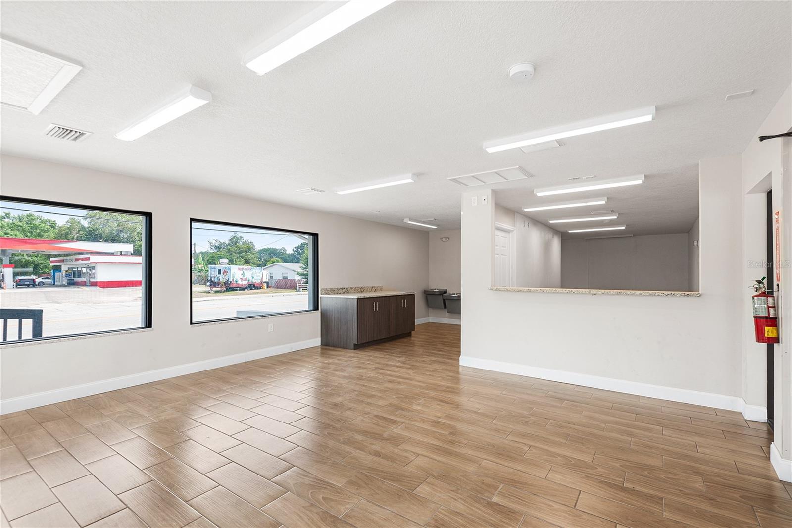Image 10 of 31 For 1349 Combee Road