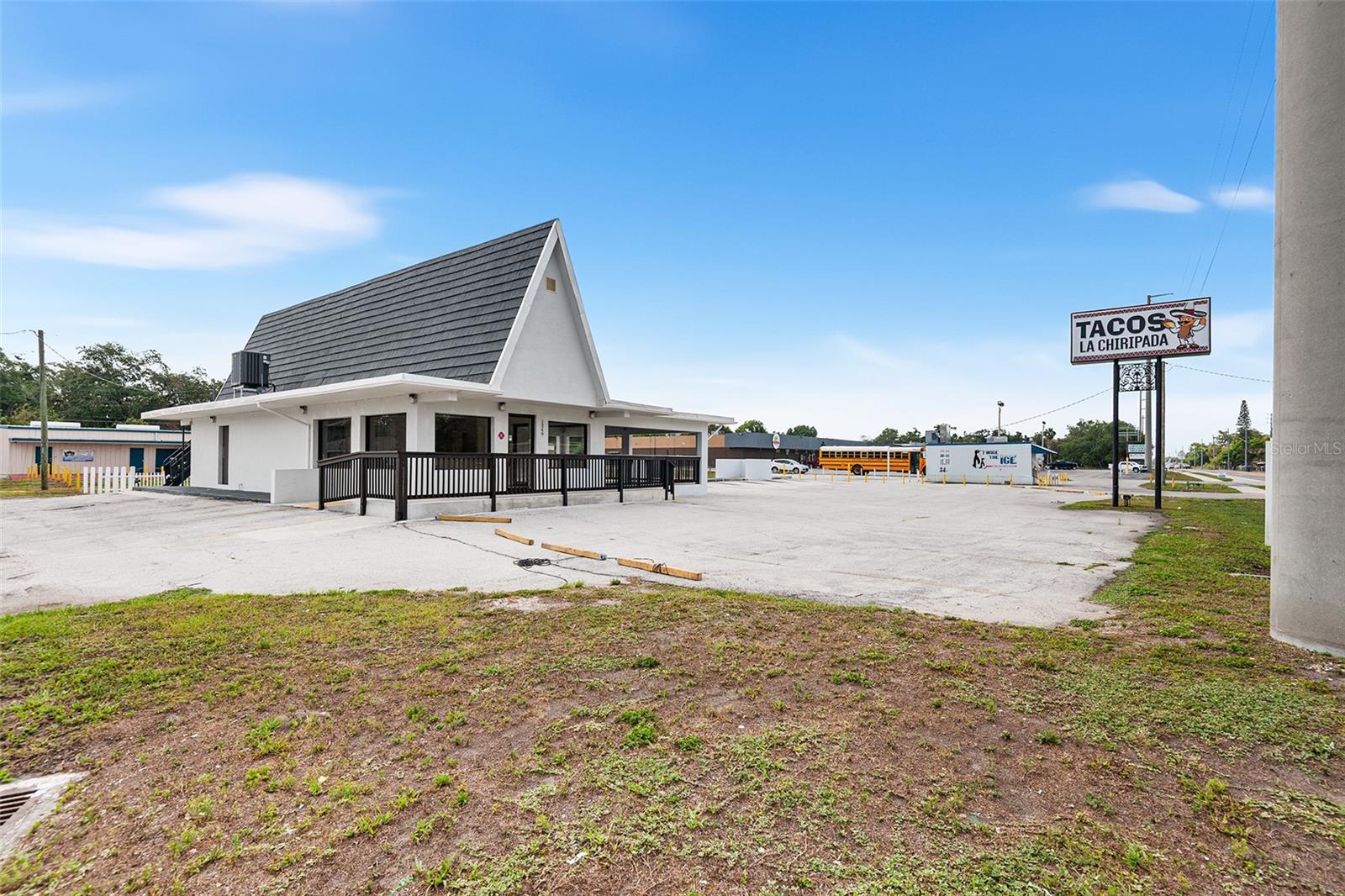 Image 2 of 31 For 1349 Combee Road