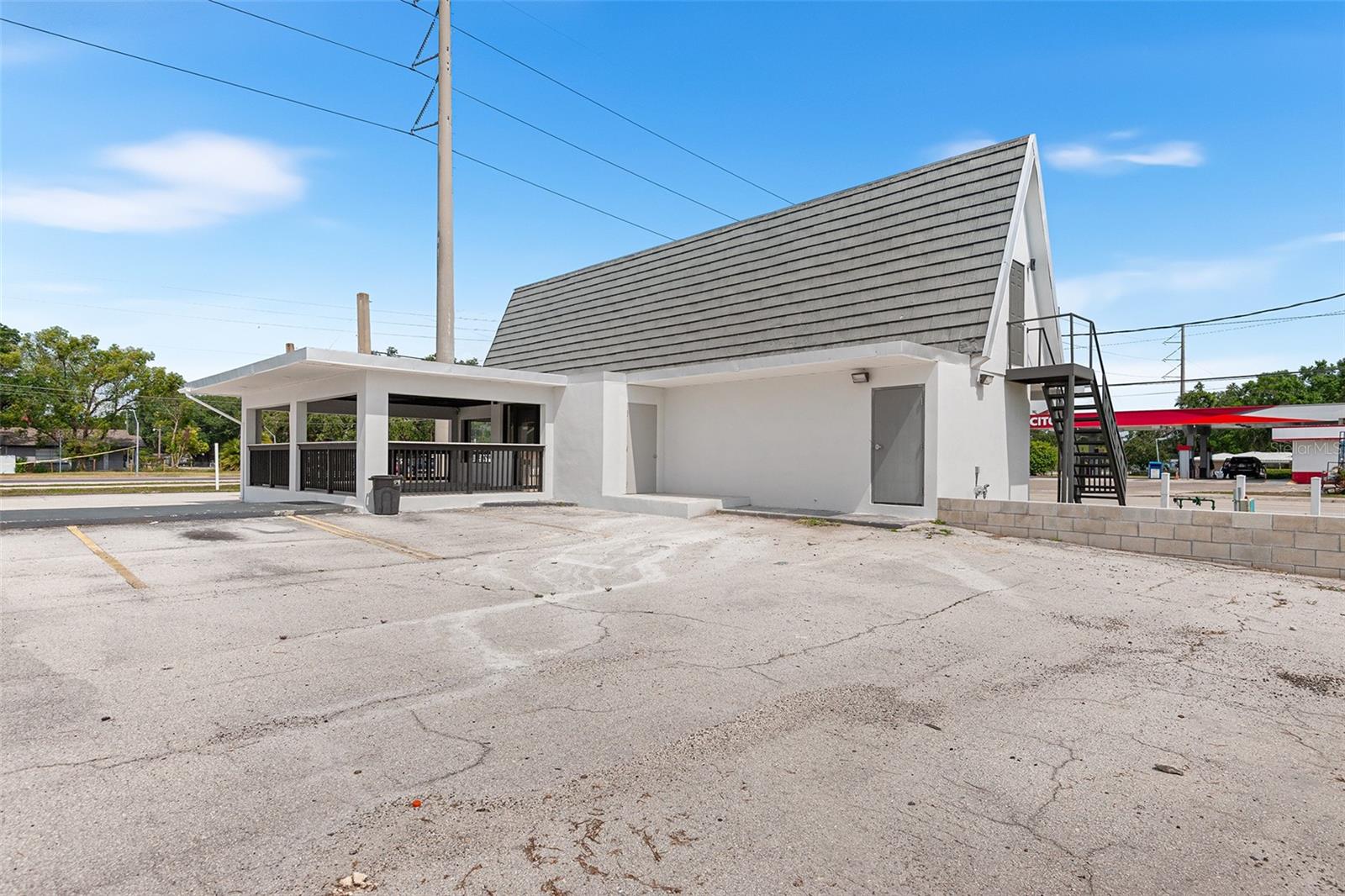 Image 9 of 31 For 1349 Combee Road