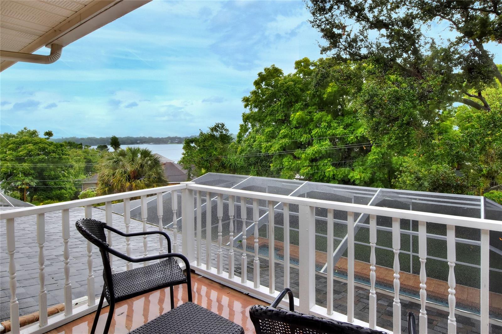 Image 4 of 56 For 1218 Lake Point Terrace