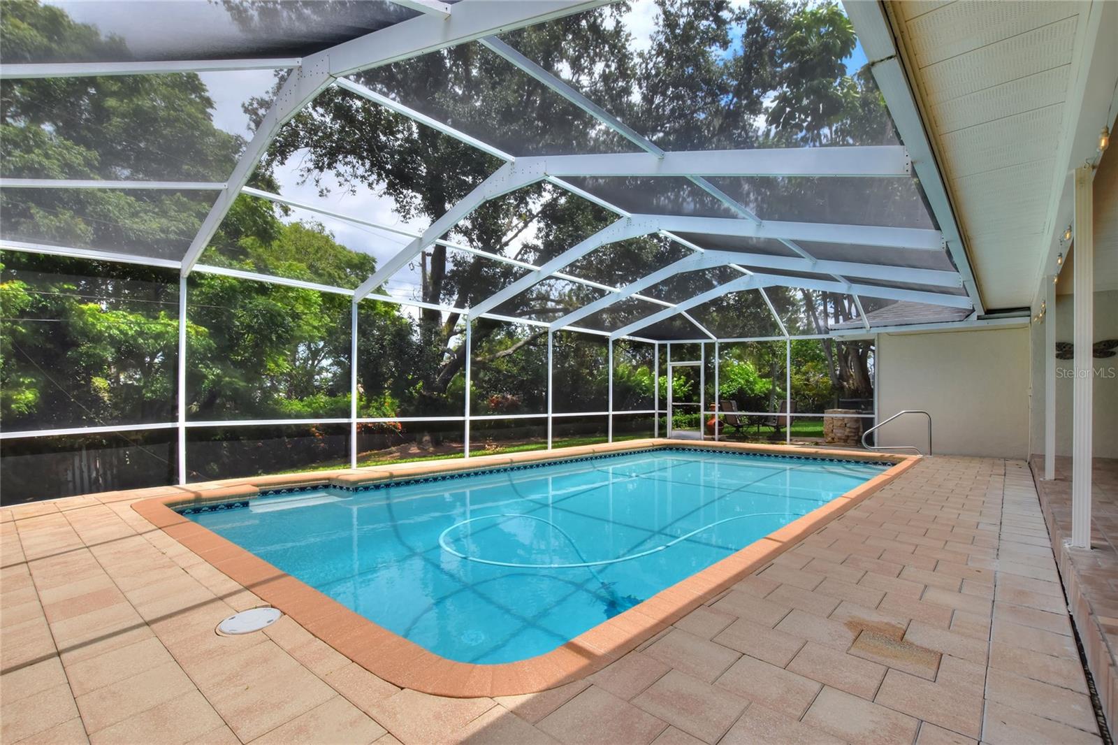 Image 44 of 56 For 1218 Lake Point Terrace