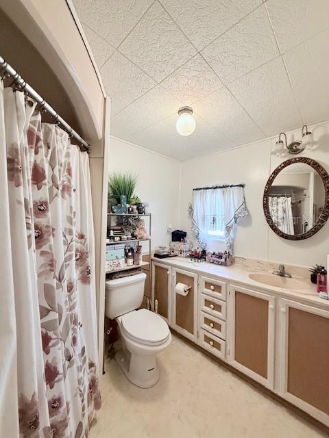 Image 18 of 26 For 816 Elizabeth Lane