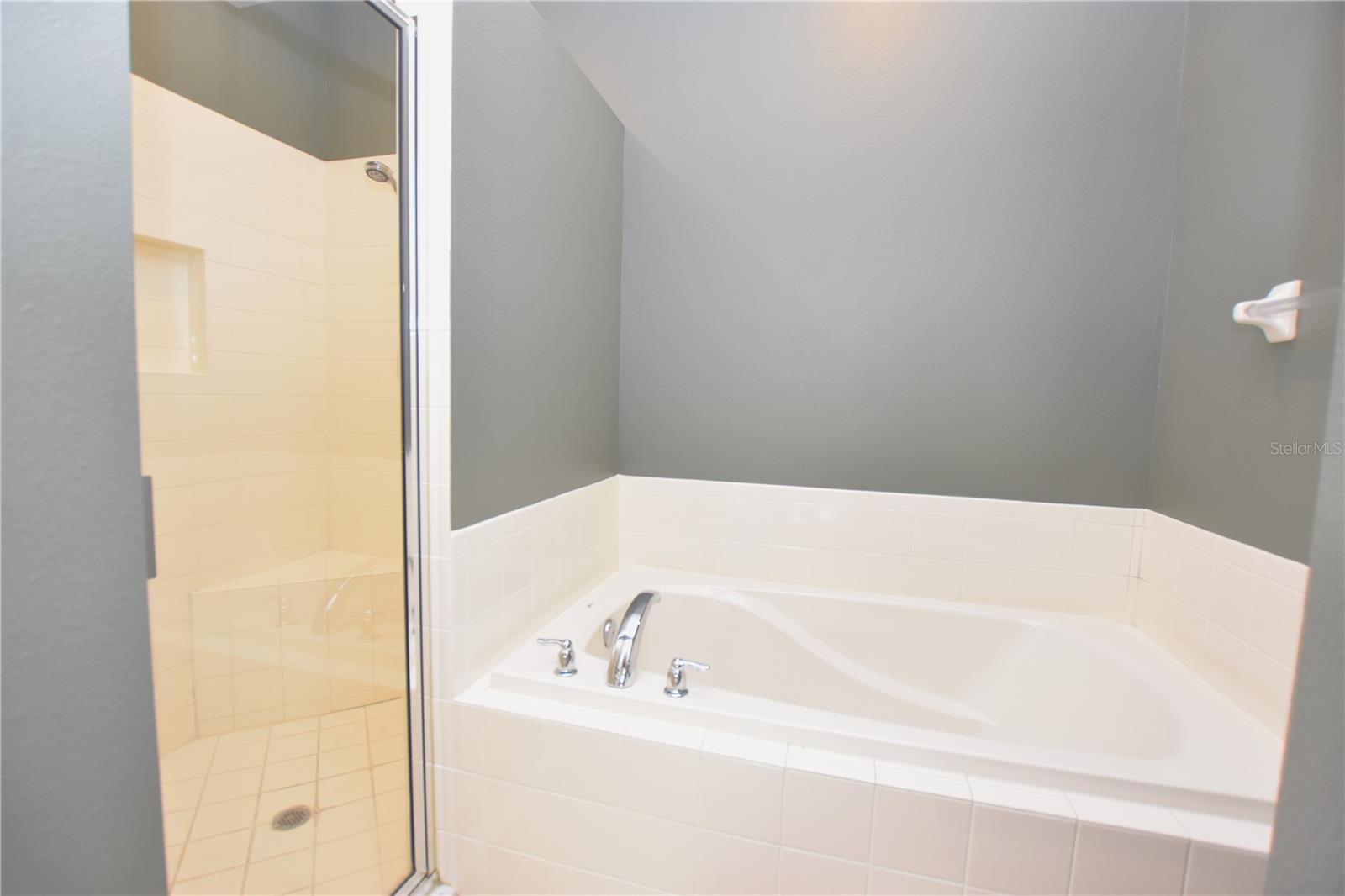 Image 22 of 36 For 6508 Sedgeford Drive 6508