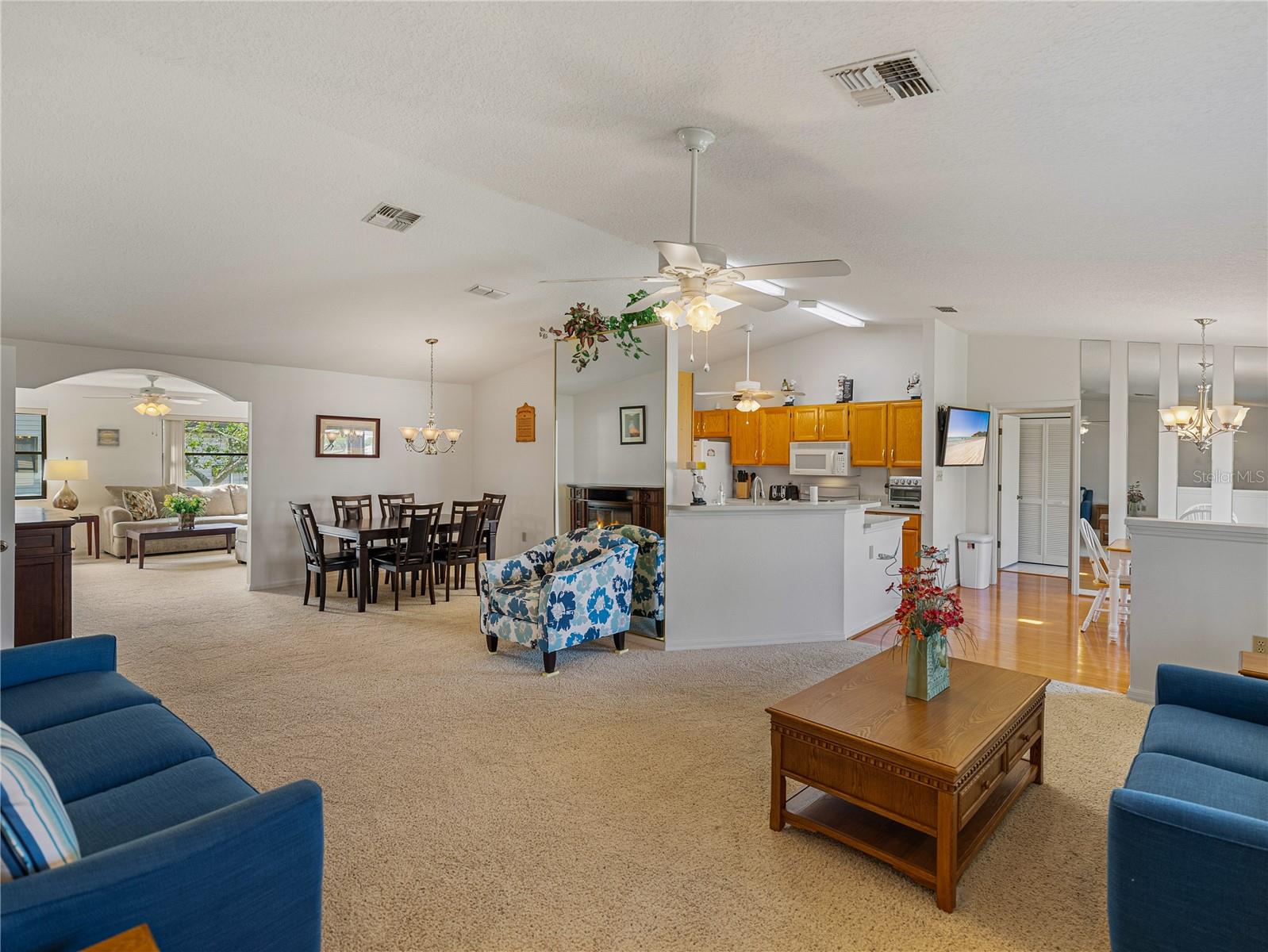 Image 17 of 80 For 6194 Sanderling Drive