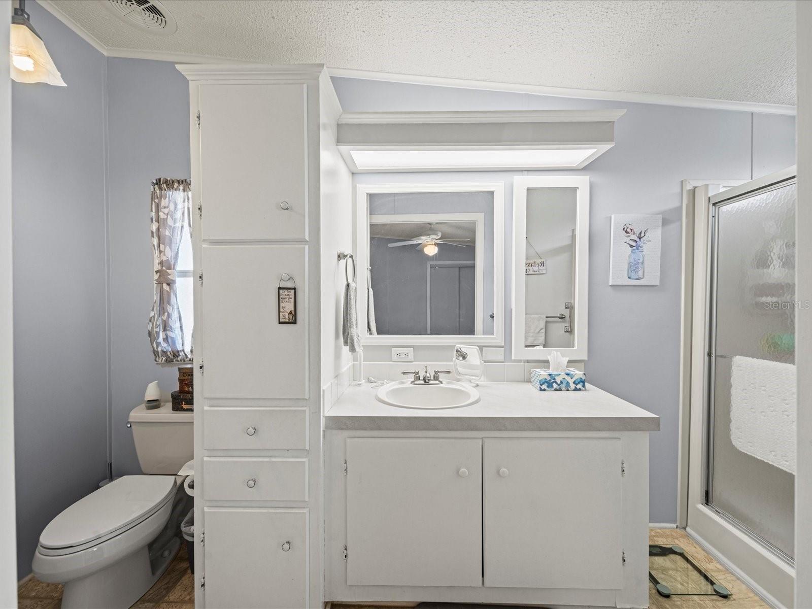 Image 10 of 29 For 6087 Southern Oaks Drive Se