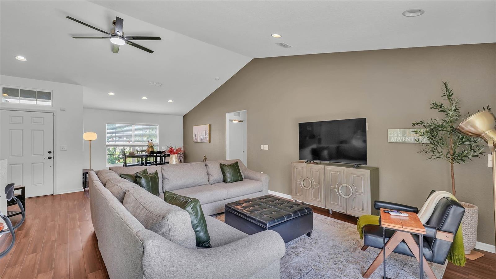 Image 19 of 40 For 4582 Penkert Place