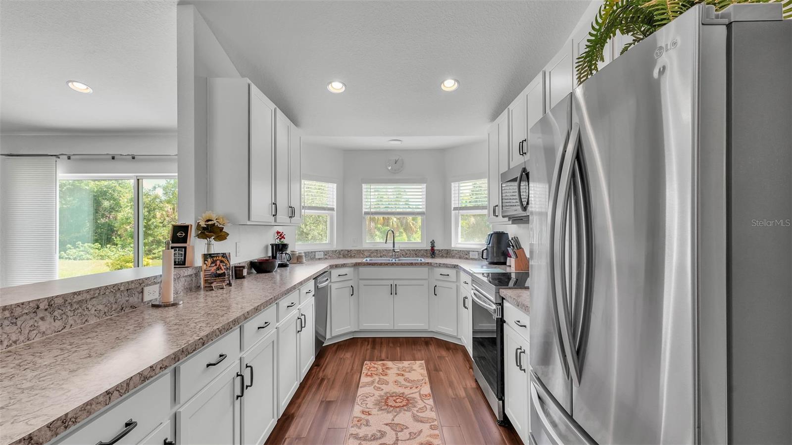 Image 23 of 40 For 4582 Penkert Place