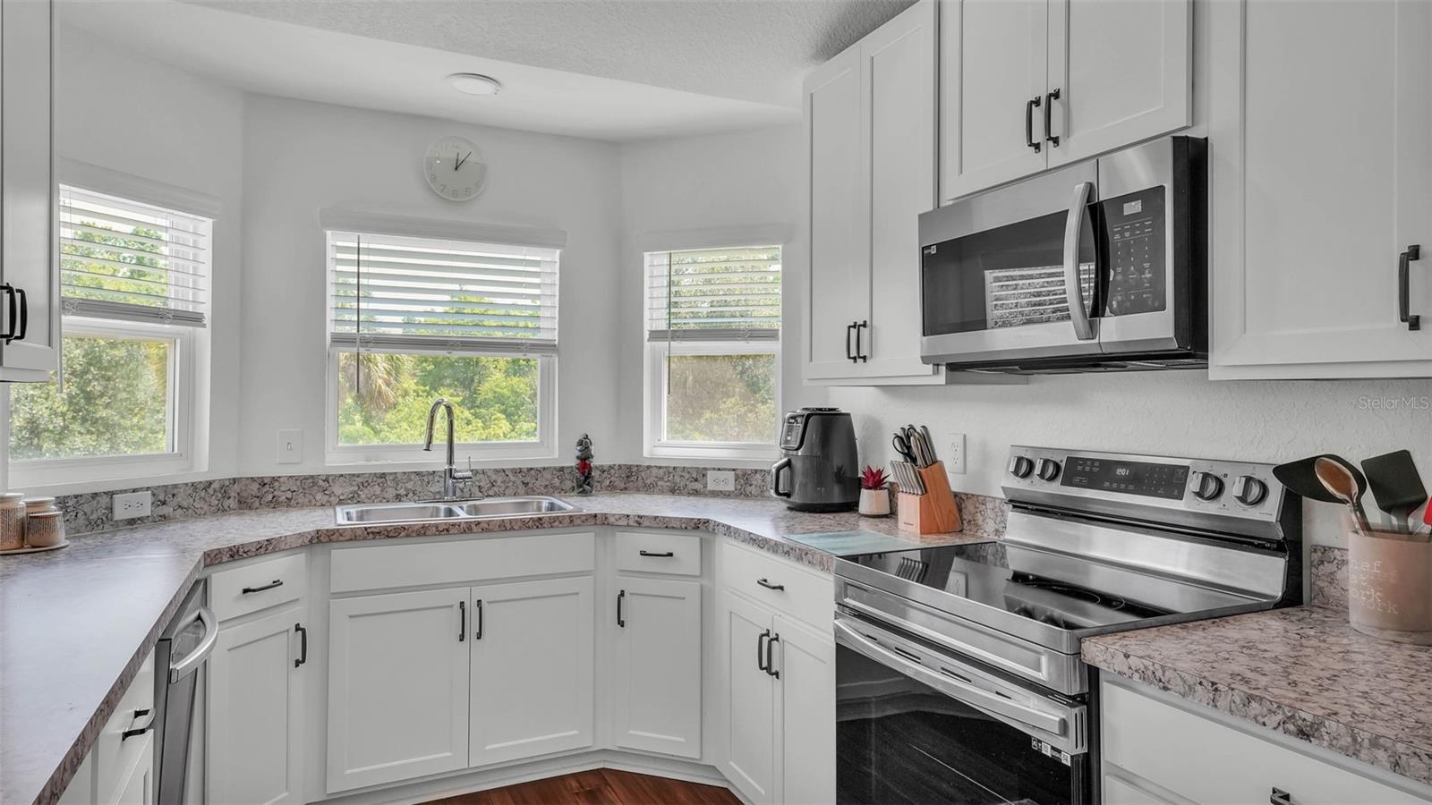 Image 25 of 40 For 4582 Penkert Place