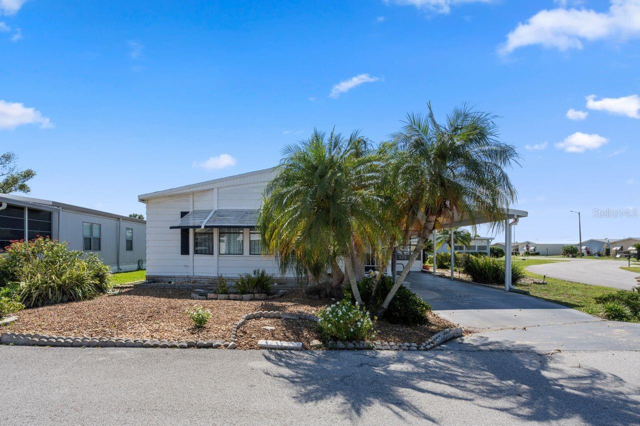 Details for 6731 Canterbury Drive Ne, WINTER HAVEN, FL 33881