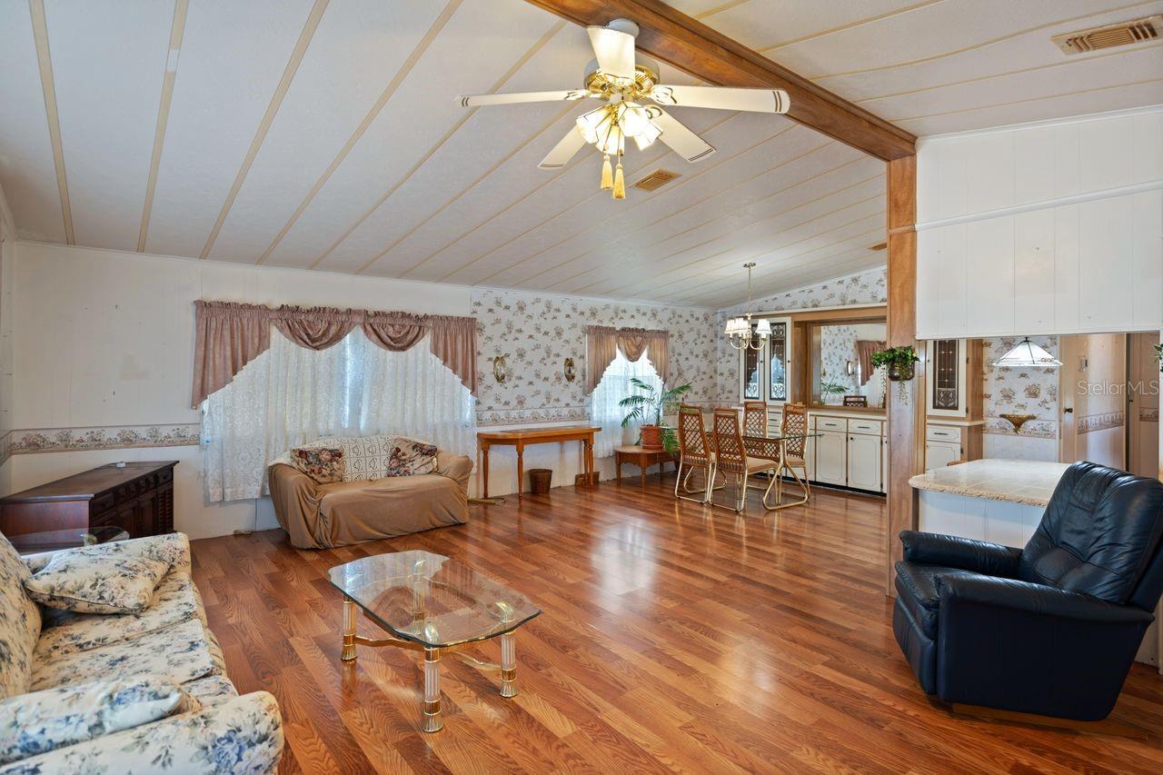 Image 13 of 44 For 6731 Canterbury Drive Ne
