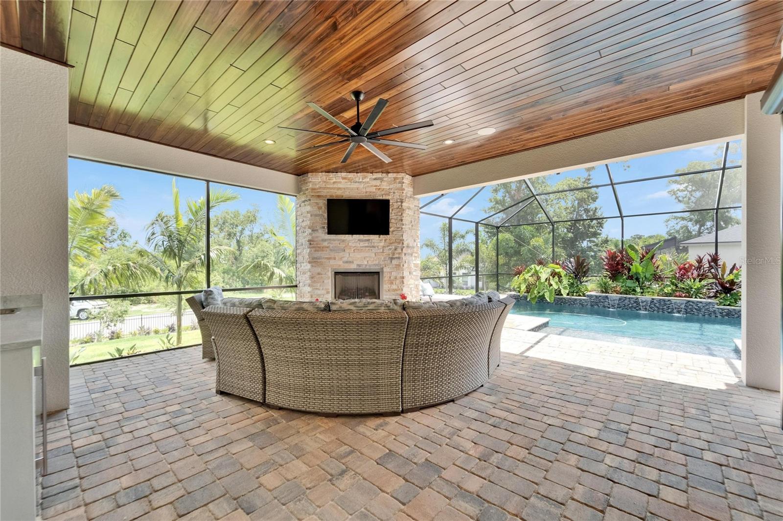 Image 30 of 93 For 2662 Delphi Hills Court