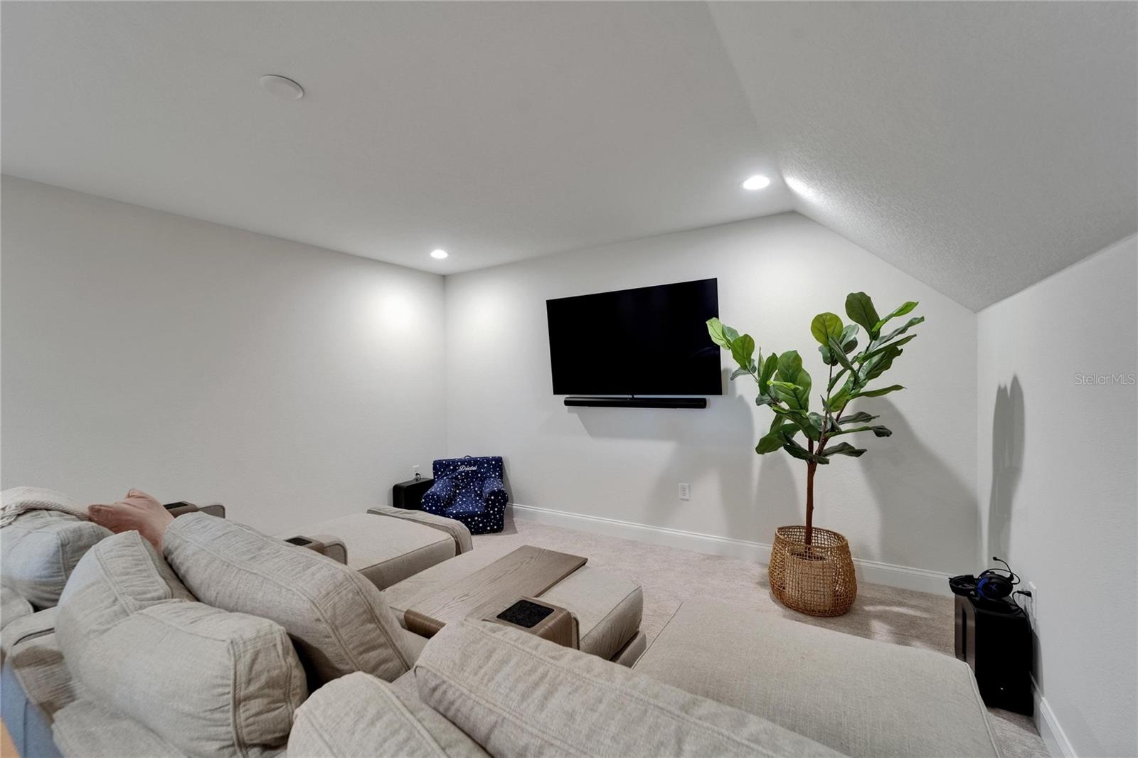 Image 68 of 93 For 2662 Delphi Hills Court