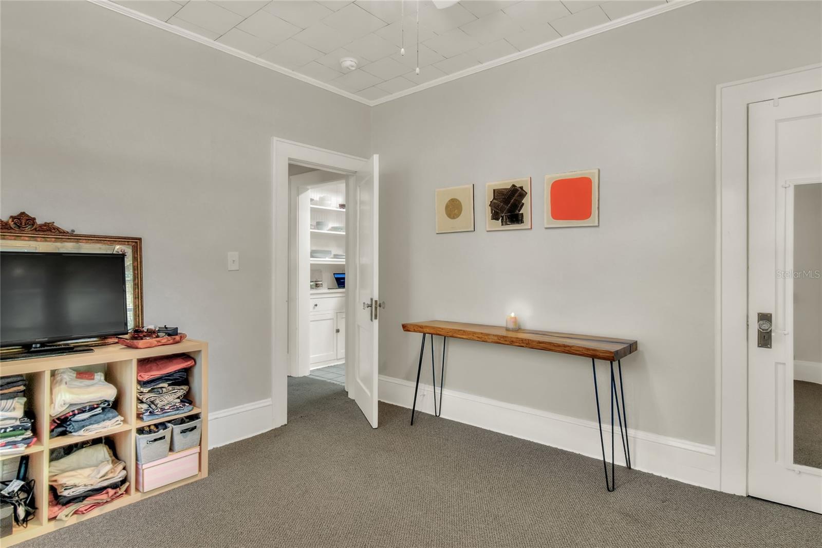 Image 18 of 34 For 211 Park Street 1