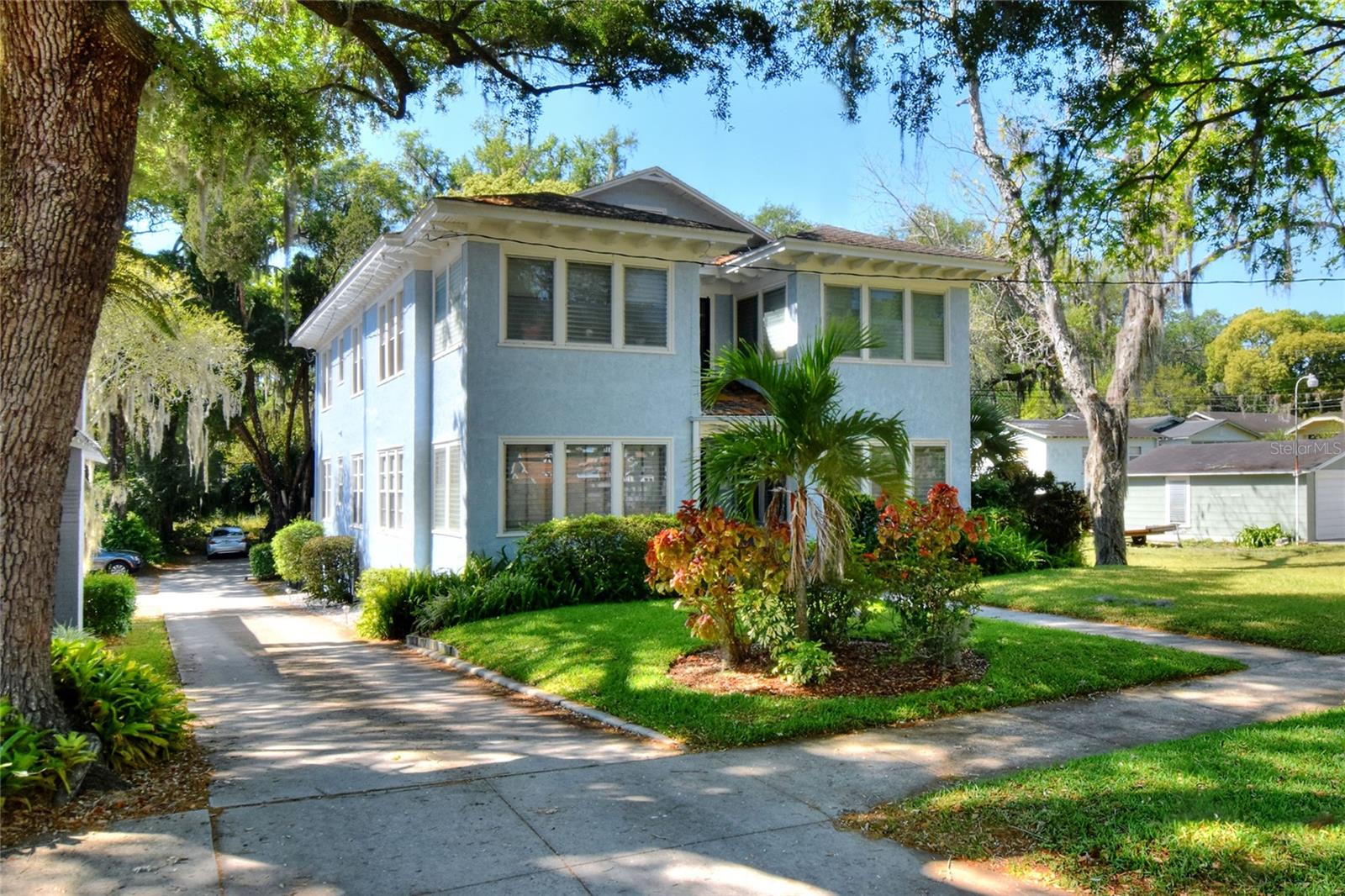 Image 2 of 34 For 211 Park Street 1
