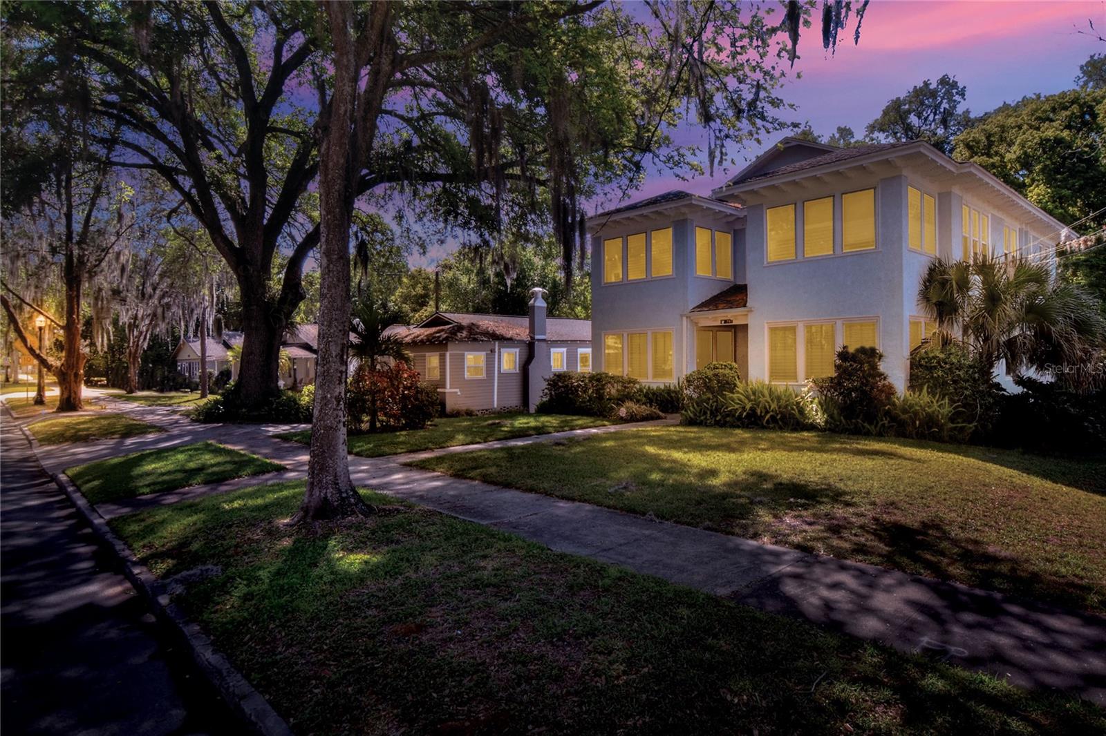 Image 3 of 34 For 211 Park Street 1