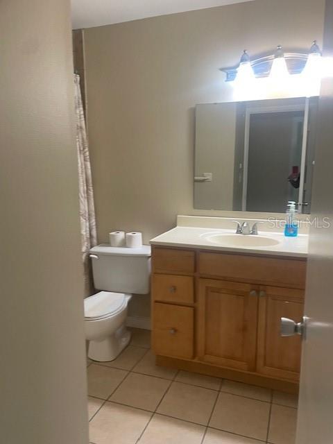 Image 21 of 26 For 4923 Celia Circle W