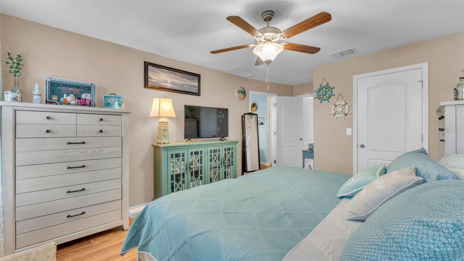 Image 21 of 50 For 6435 Sedgeford Drive