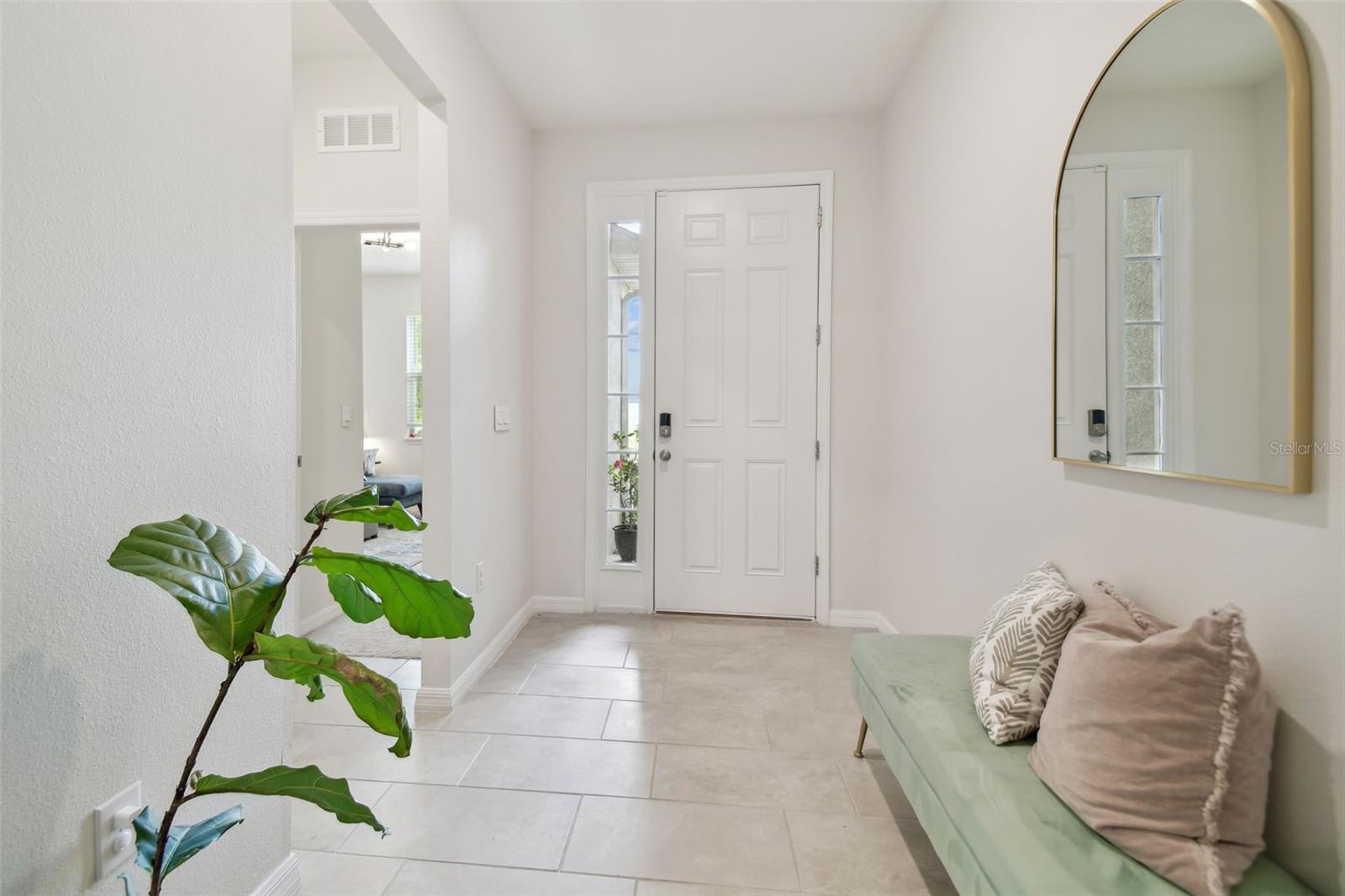 Image 13 of 67 For 15354 Sweet Springs Bend