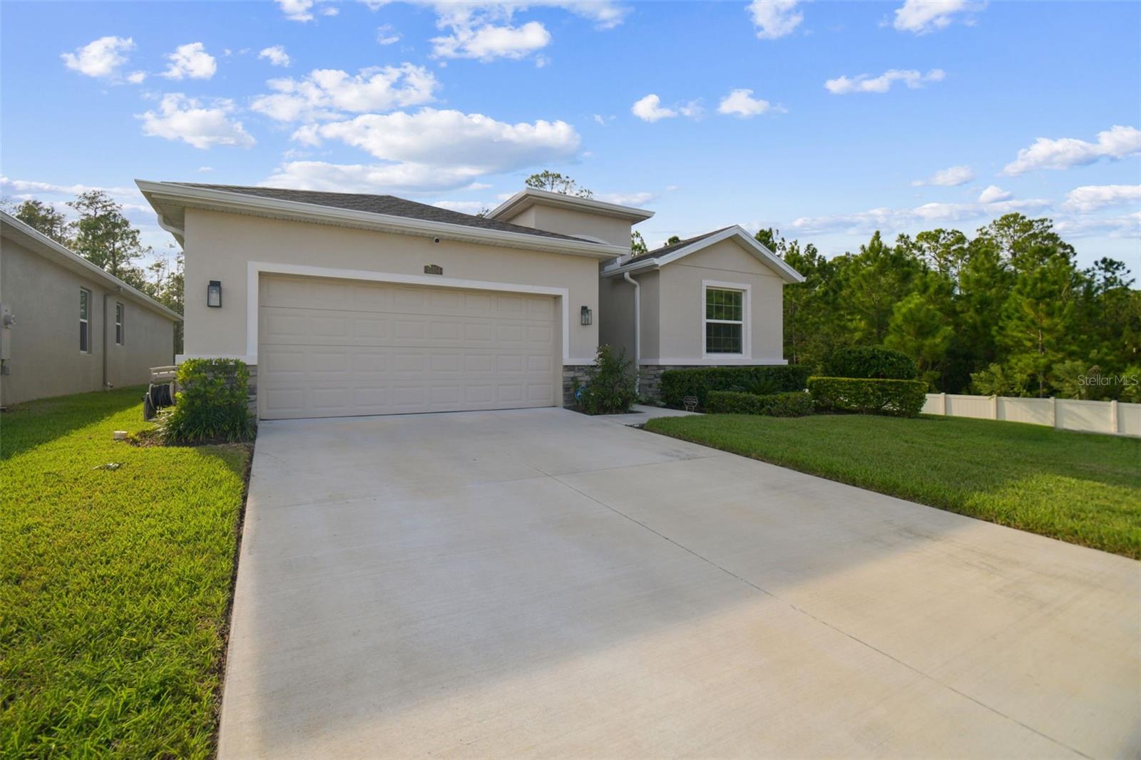 Image 2 of 67 For 15354 Sweet Springs Bend