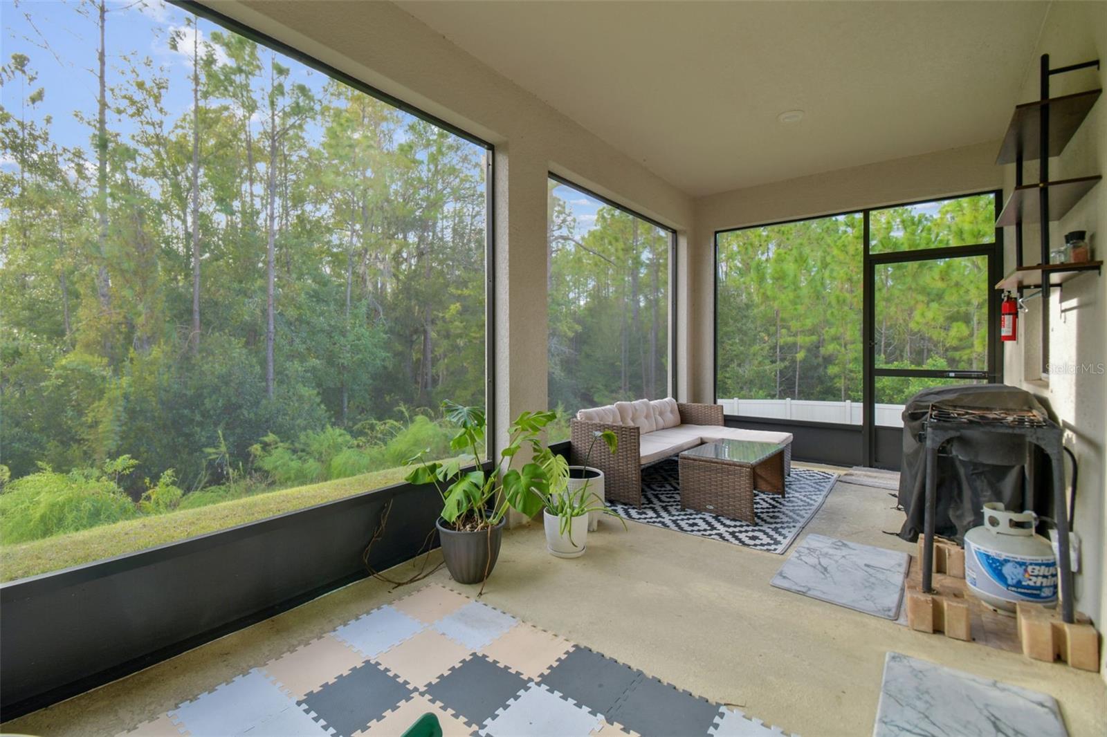 Image 33 of 67 For 15354 Sweet Springs Bend