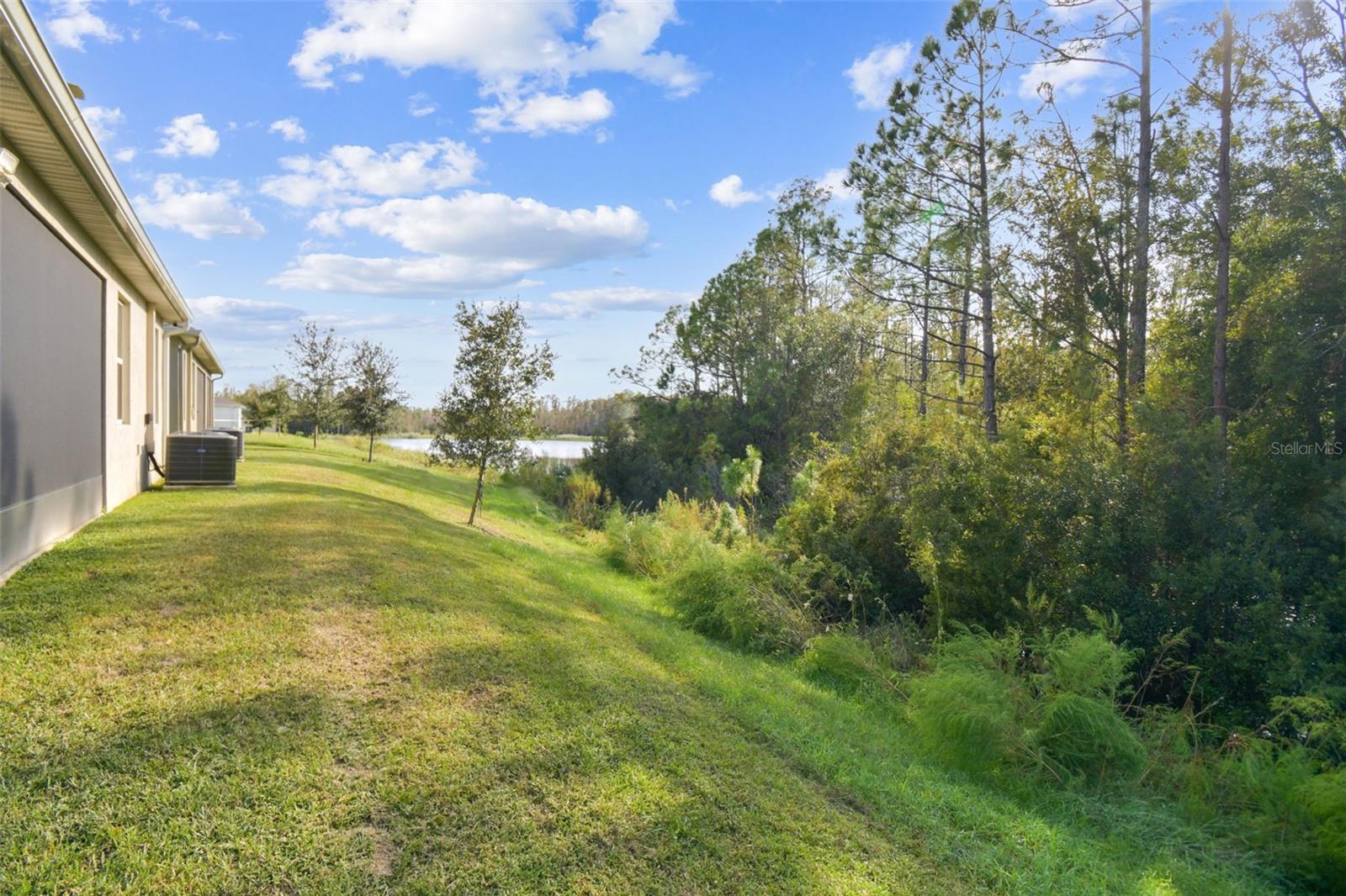 Image 6 of 67 For 15354 Sweet Springs Bend