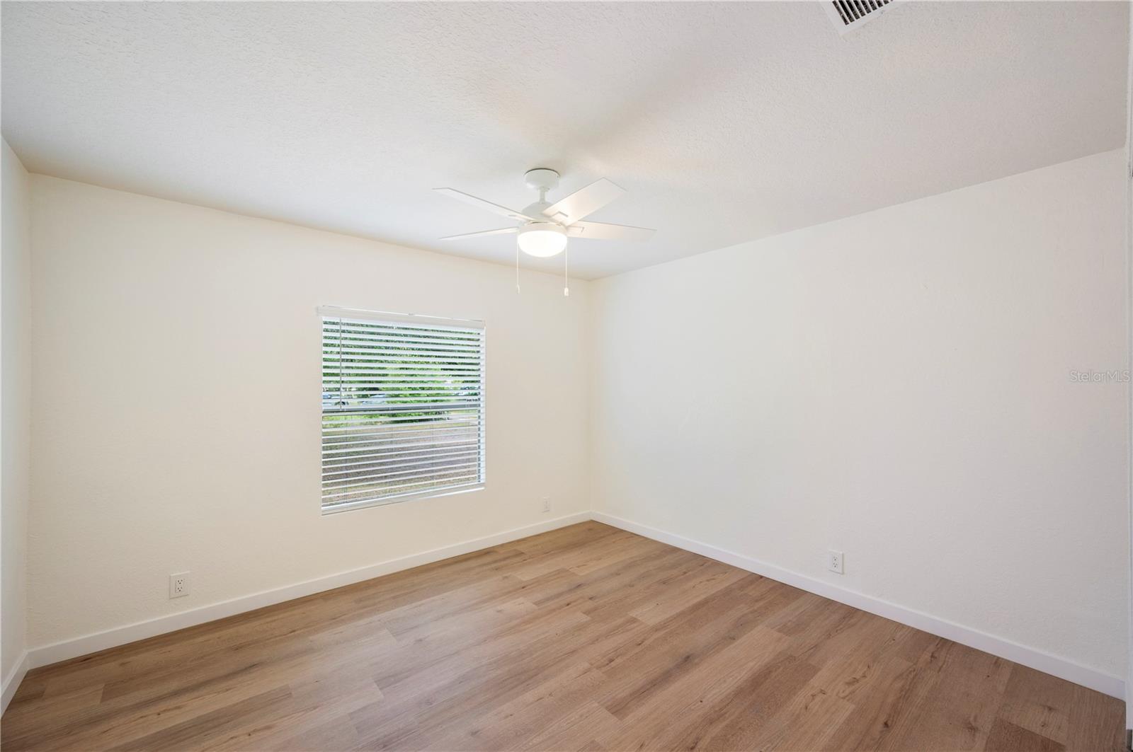 Image 11 of 18 For 6527 Fernwood Drive