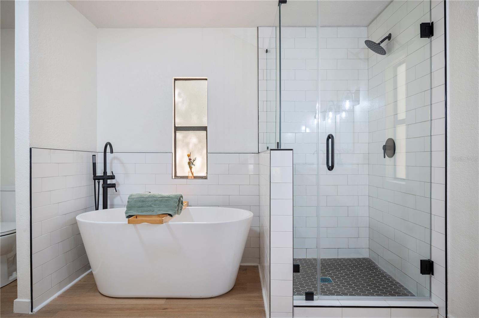 Image 9 of 18 For 6527 Fernwood Drive