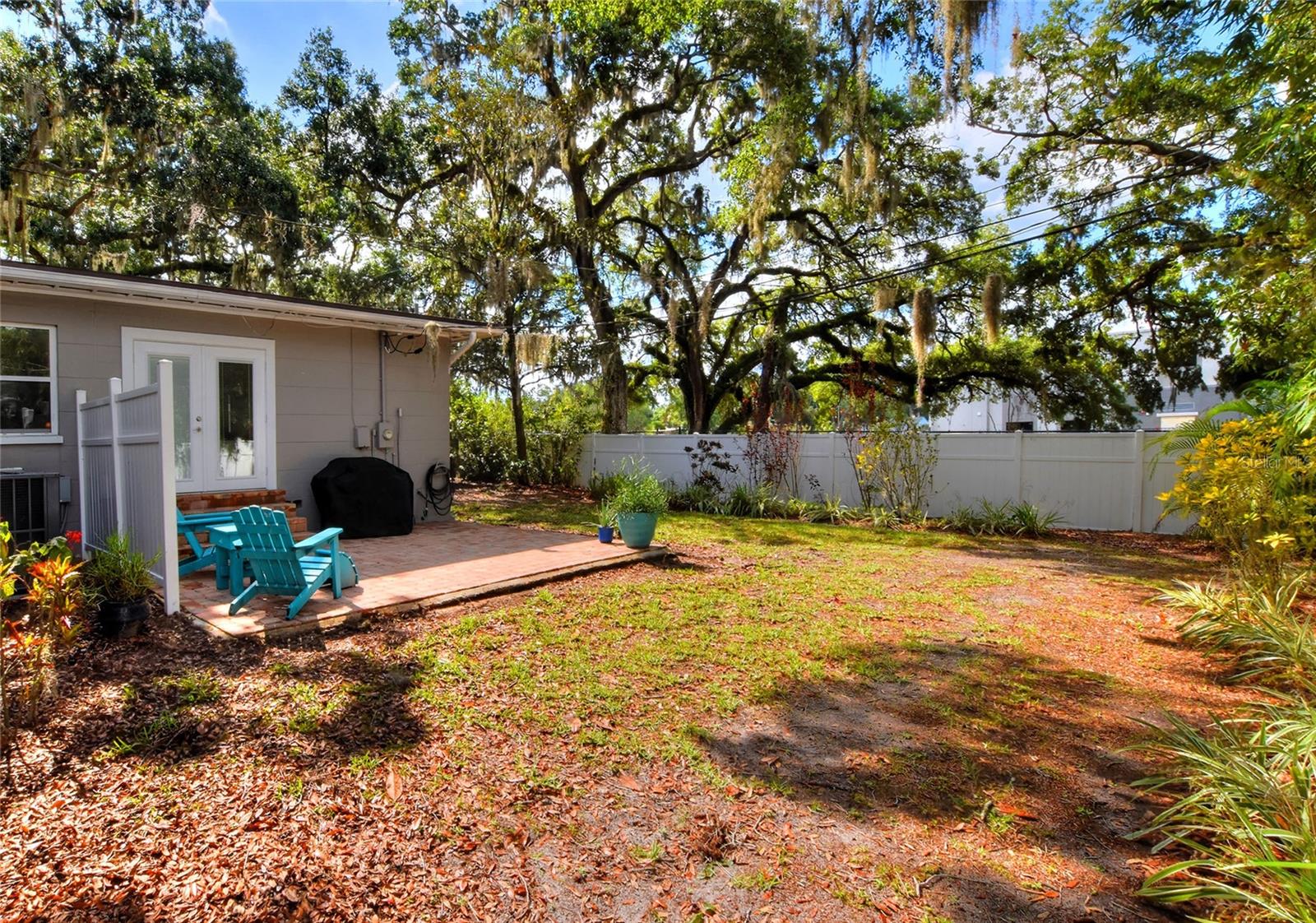Image 41 of 47 For 618 W Oak Dr